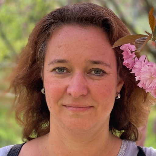 Dr. Cornelia Rabe